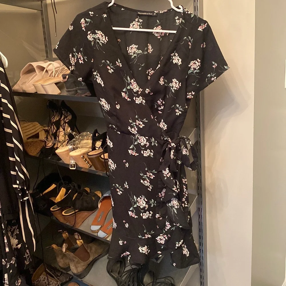 Abercrombie & Fitch Dress - Picture 1 of 4